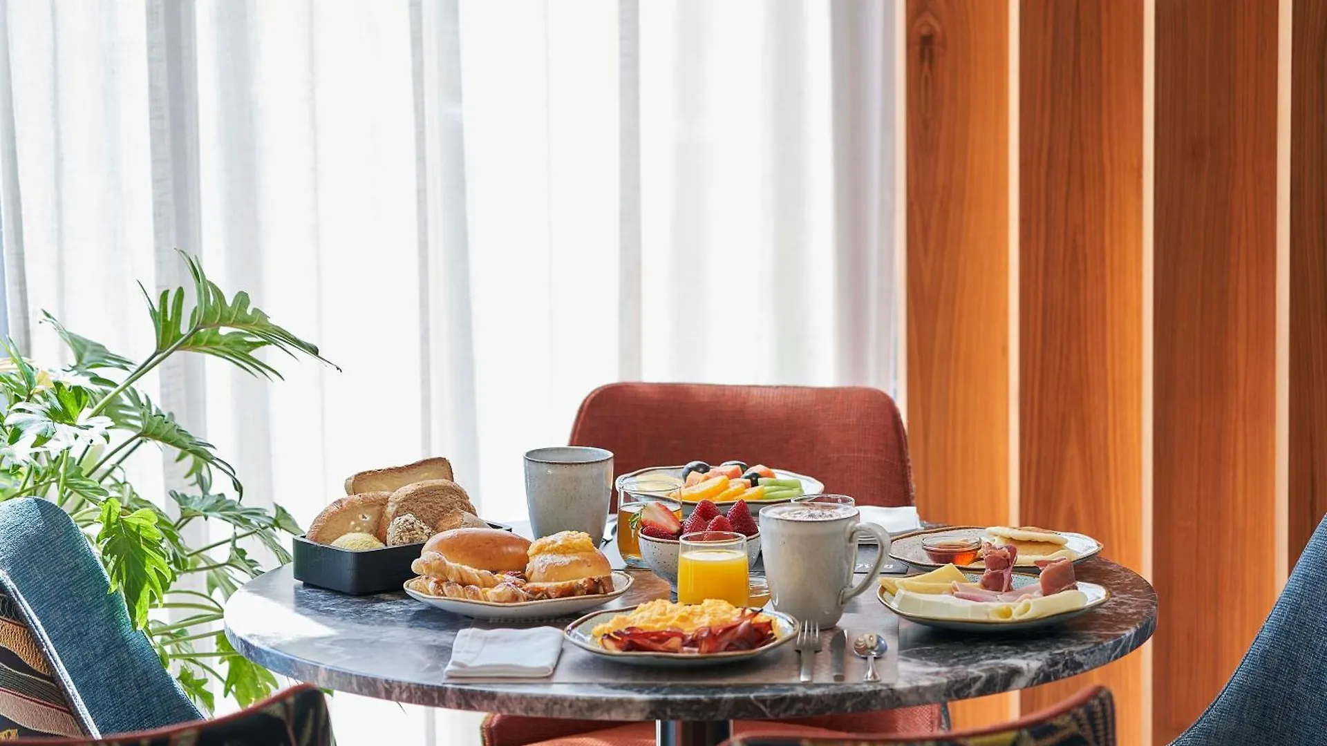 Hotel Acores Lisboa 4*, Лиссабон Португалия