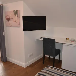 https://edificio-charles-303.madeira-islandshotels.com