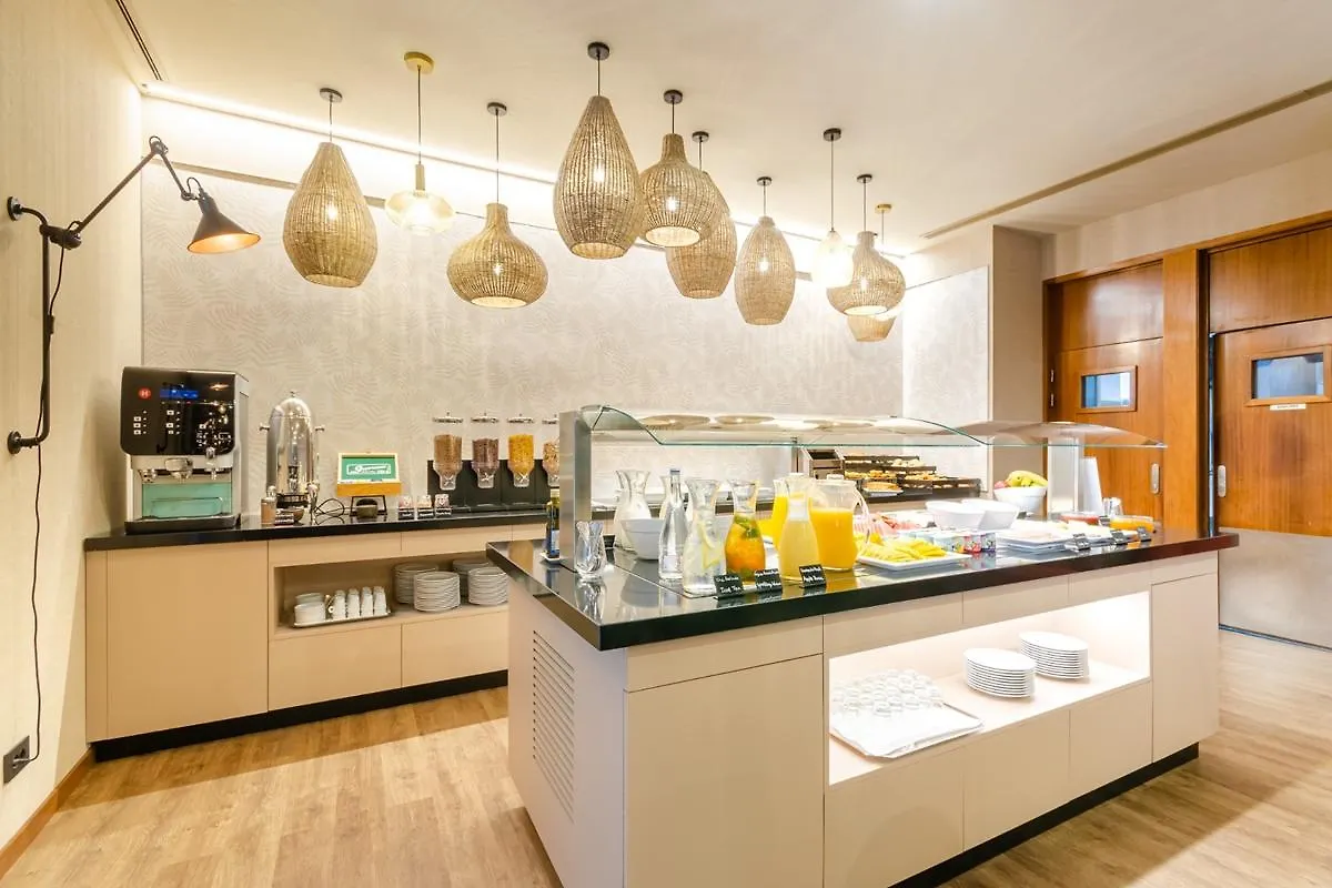 Hotel Acores Lisboa 4*, Lisbon
